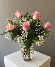 6 Light Pink Roses