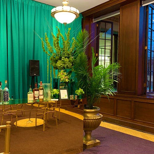 Flowers & Fancies Baltimore & Owings Mills (MD) Flower, Plant, & Gift